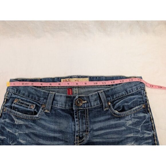 Buckle BKE Mya denim women's sz 30 x 33 boot cut low rise distressed stretch E5 - Picture 10 of 12